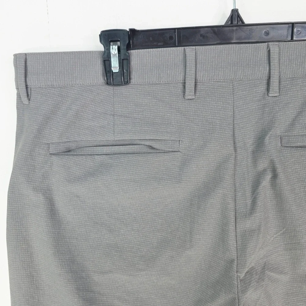 Tommy Bahama Men 38 Gray Micro Grid Golf Chip Shot Shorts Flat Front Marlin Logo